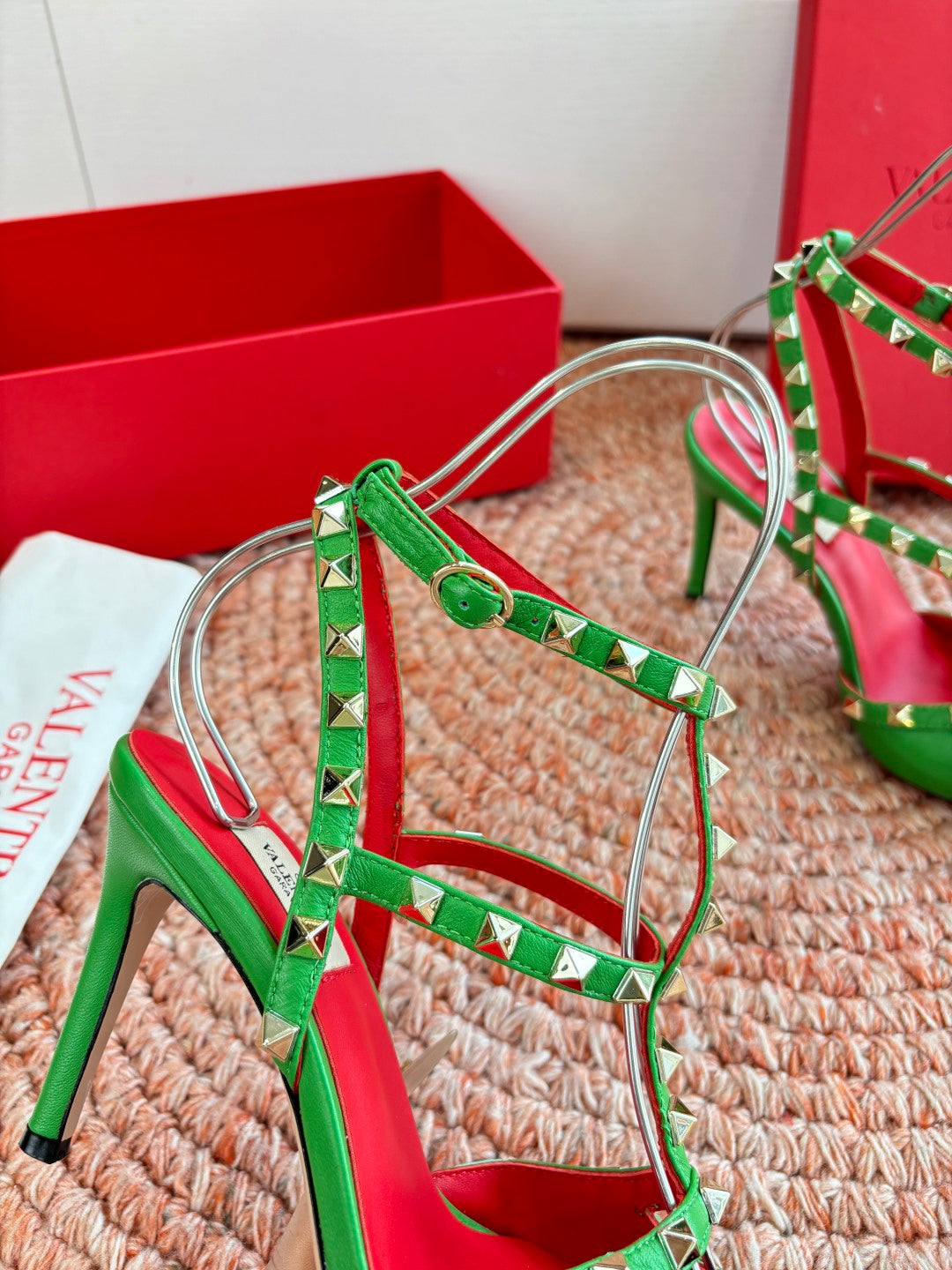 Valentino Rockstud Kidskin Pump 100mm Green Sheepskin 702226