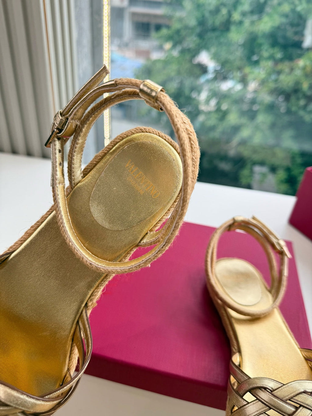 VLTN Espadrille Sandals Gold Leather 933612