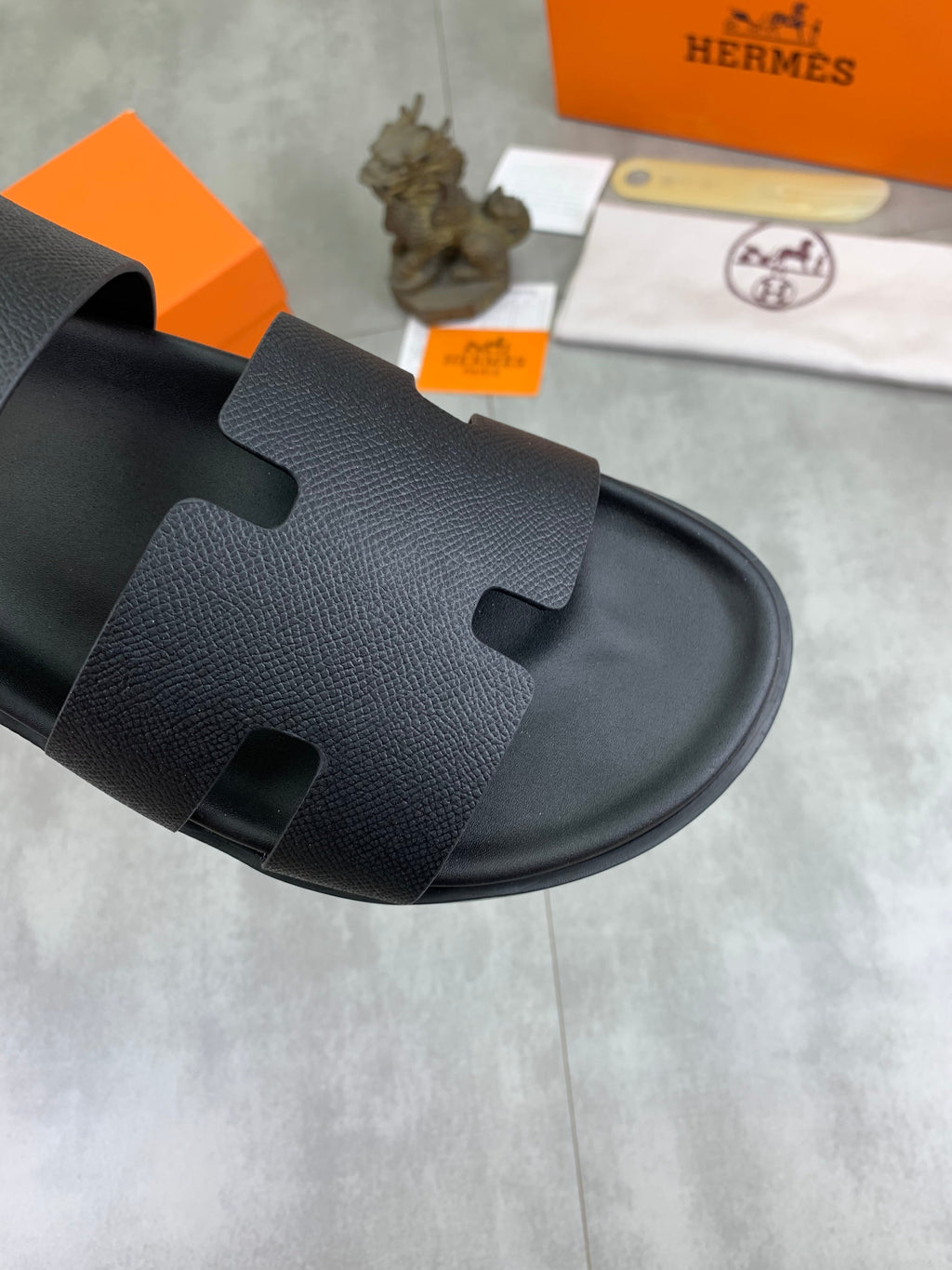 HM Men's Chypre Sandals Black Calfskin 645502
