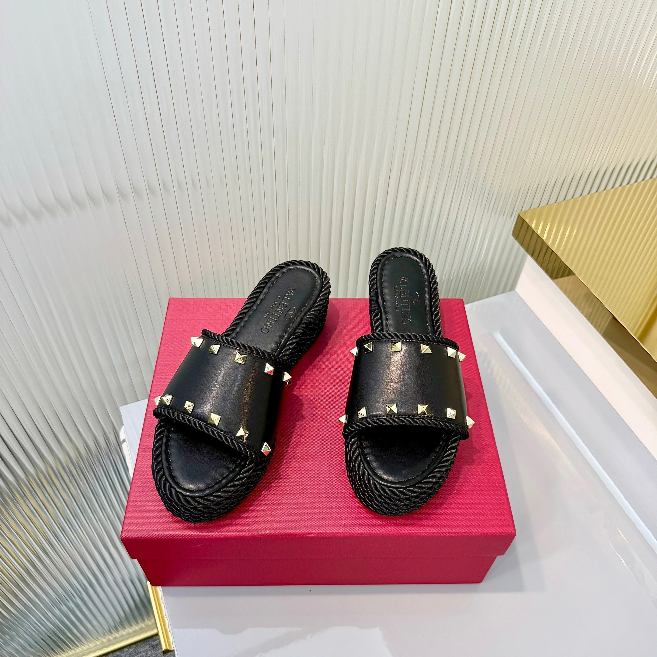 VT 26s Espadrille Slides 5cm Black Leather 714907