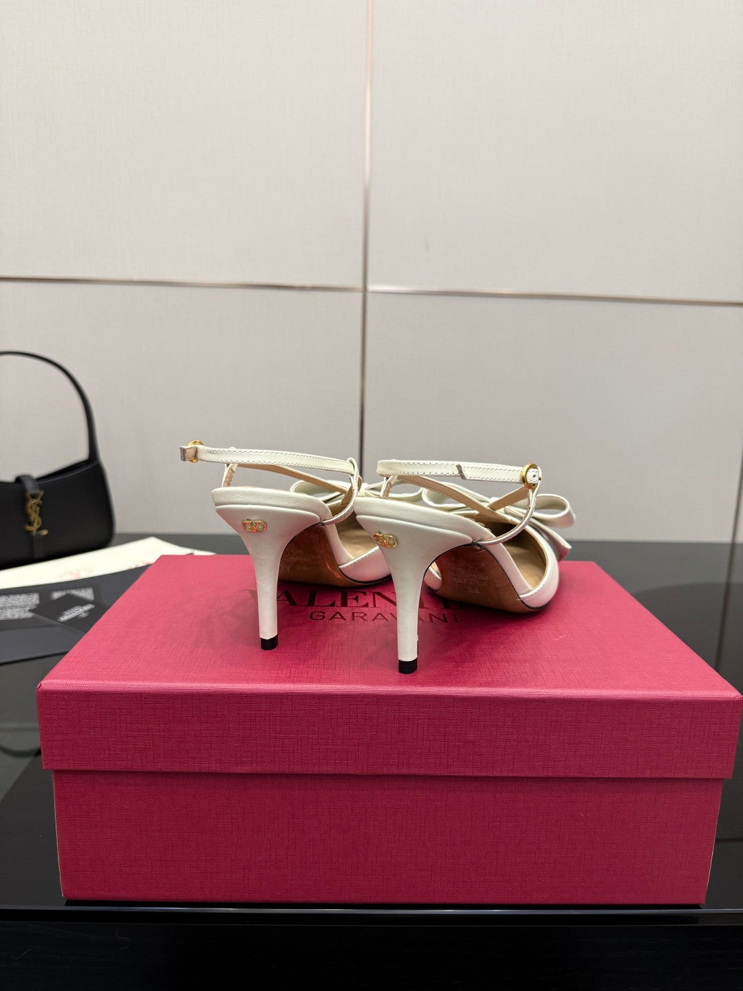 VT Bowow Slingback Pumps 85mm Ivory Leather
