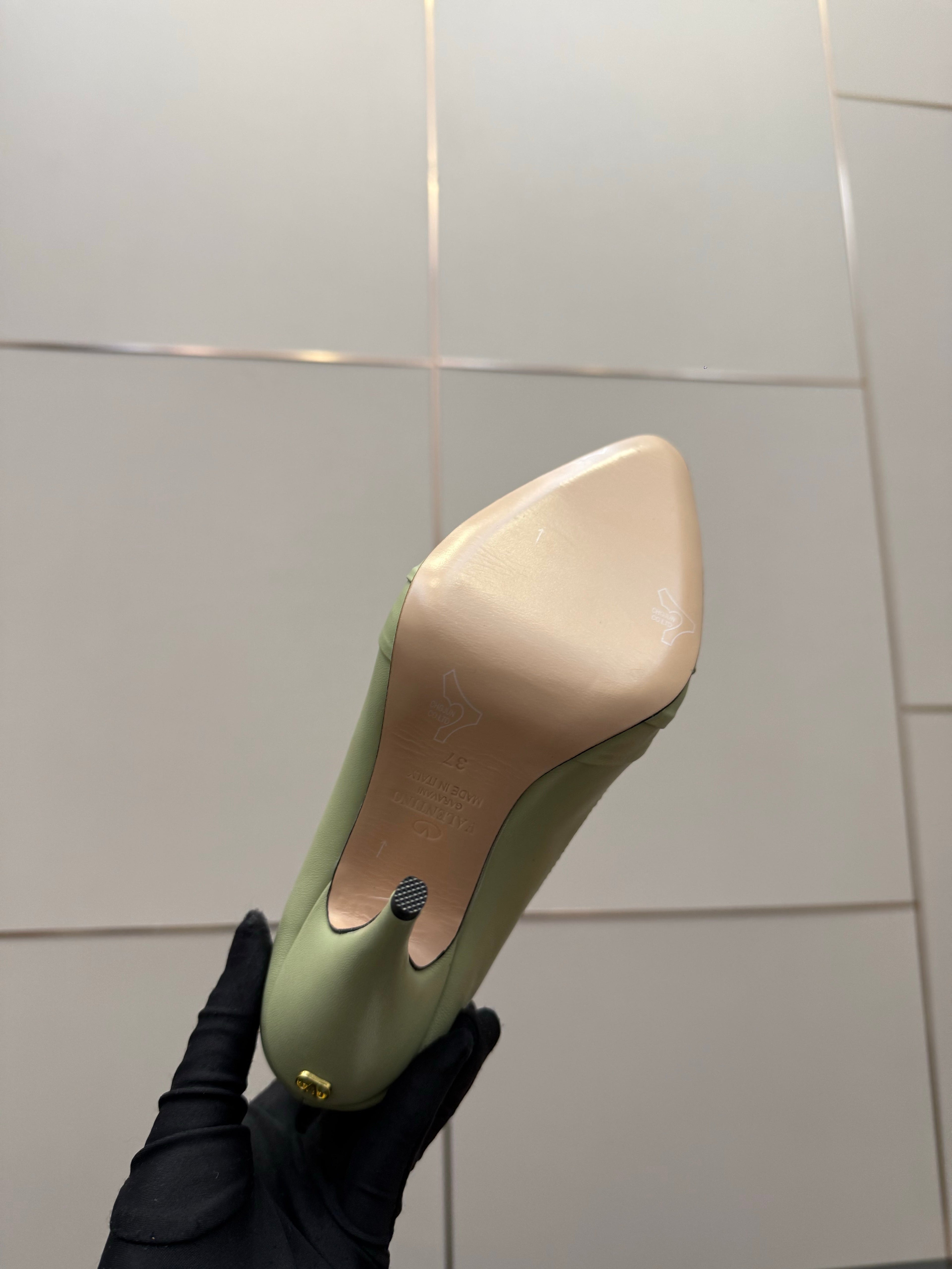 VT Panthea Pumps 105Mm Light Green Goatskin 630183