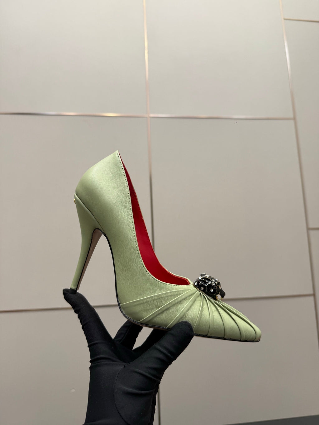 VT Panthea Pumps 105Mm Light Green Goatskin 630183
