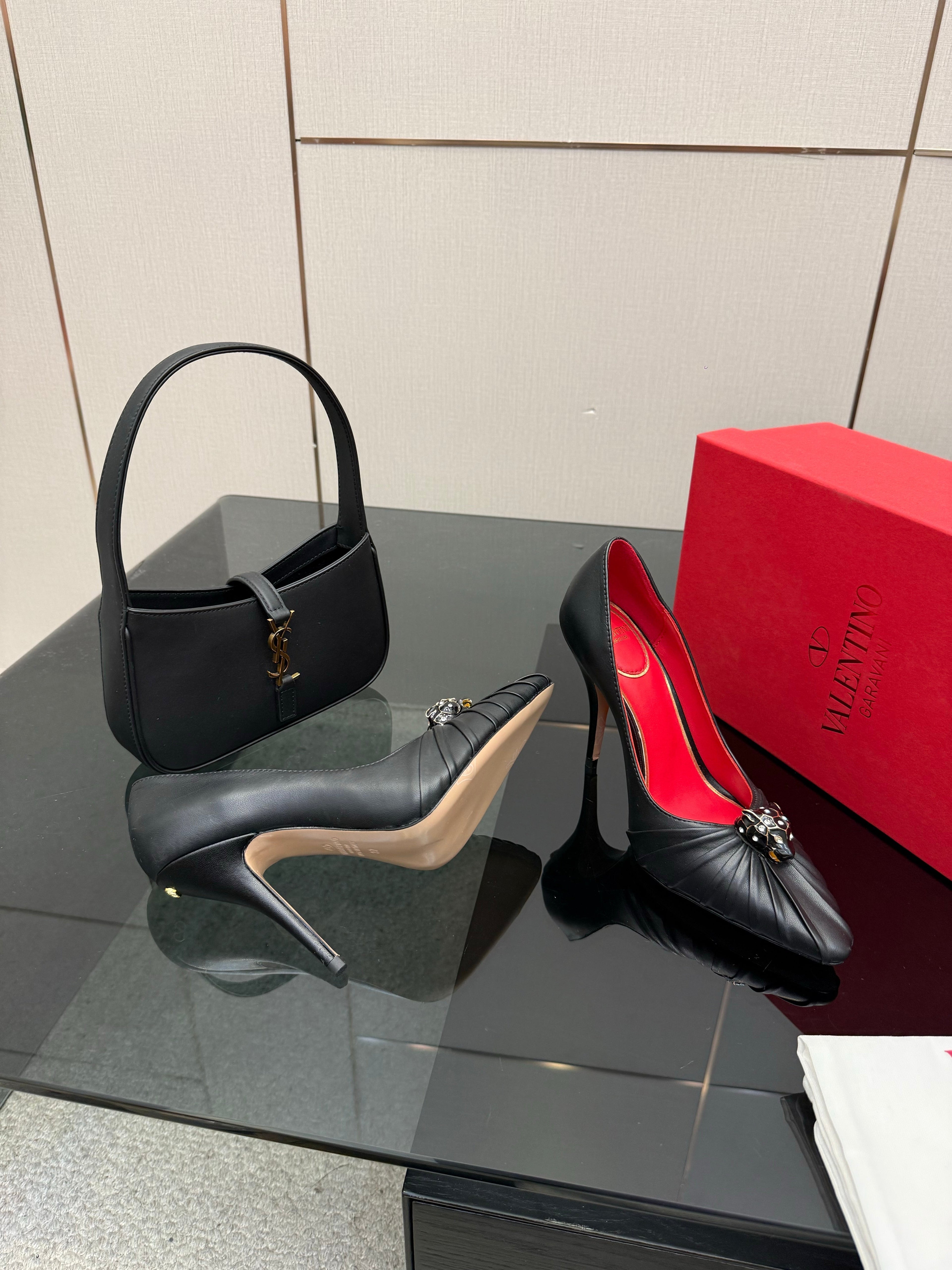 VT Panthea Pumps 105Mm Black Goatskin 630182