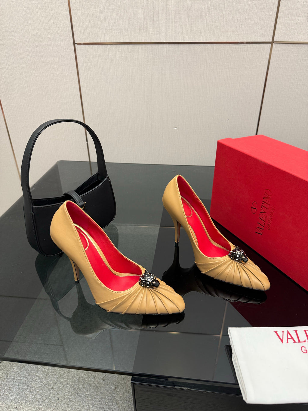 VT Panthea Pumps 105mm Beige Goatskin 630184
