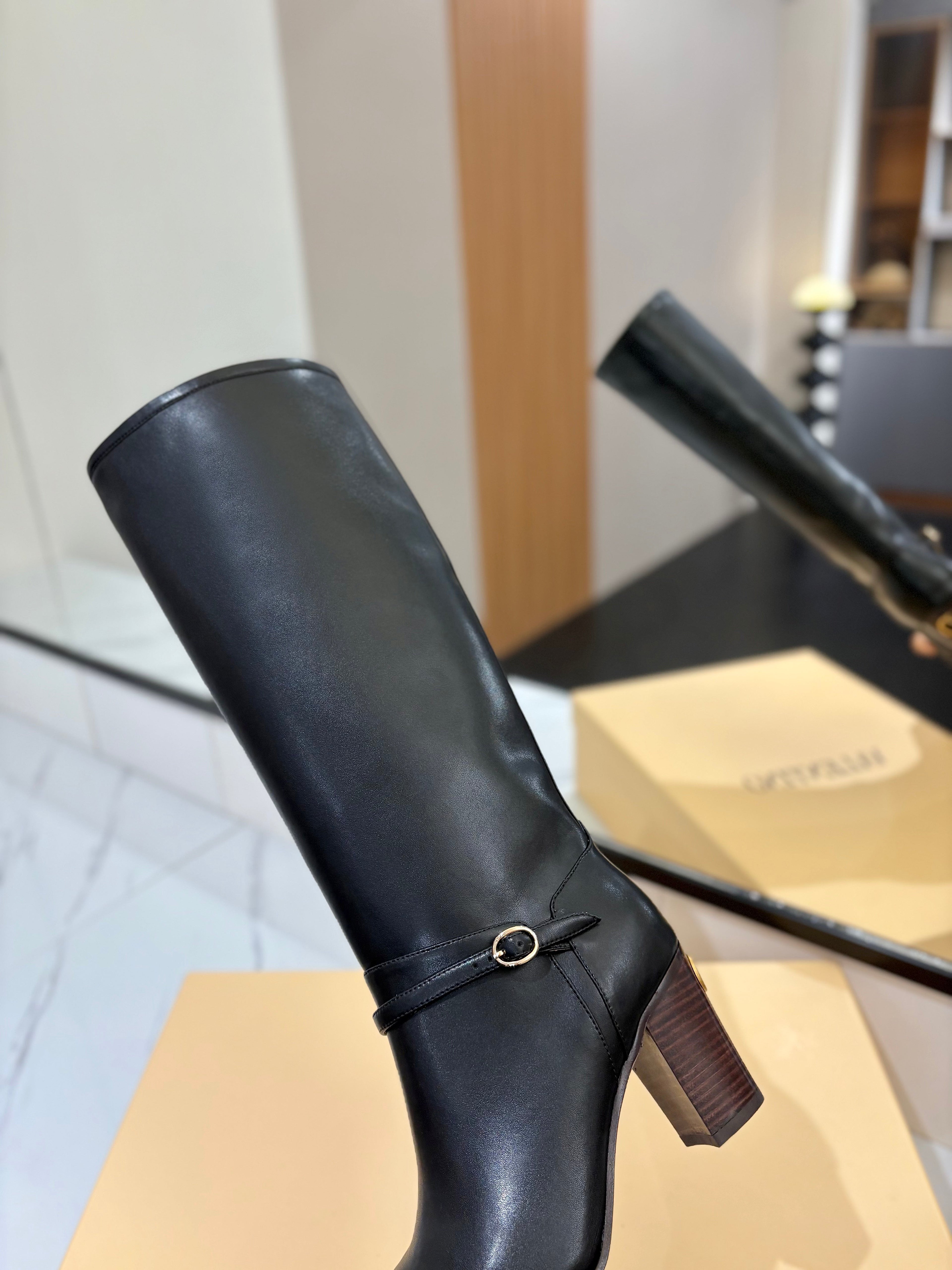 Valentino 2025 Pattie High Boot Black Calfskin 560743