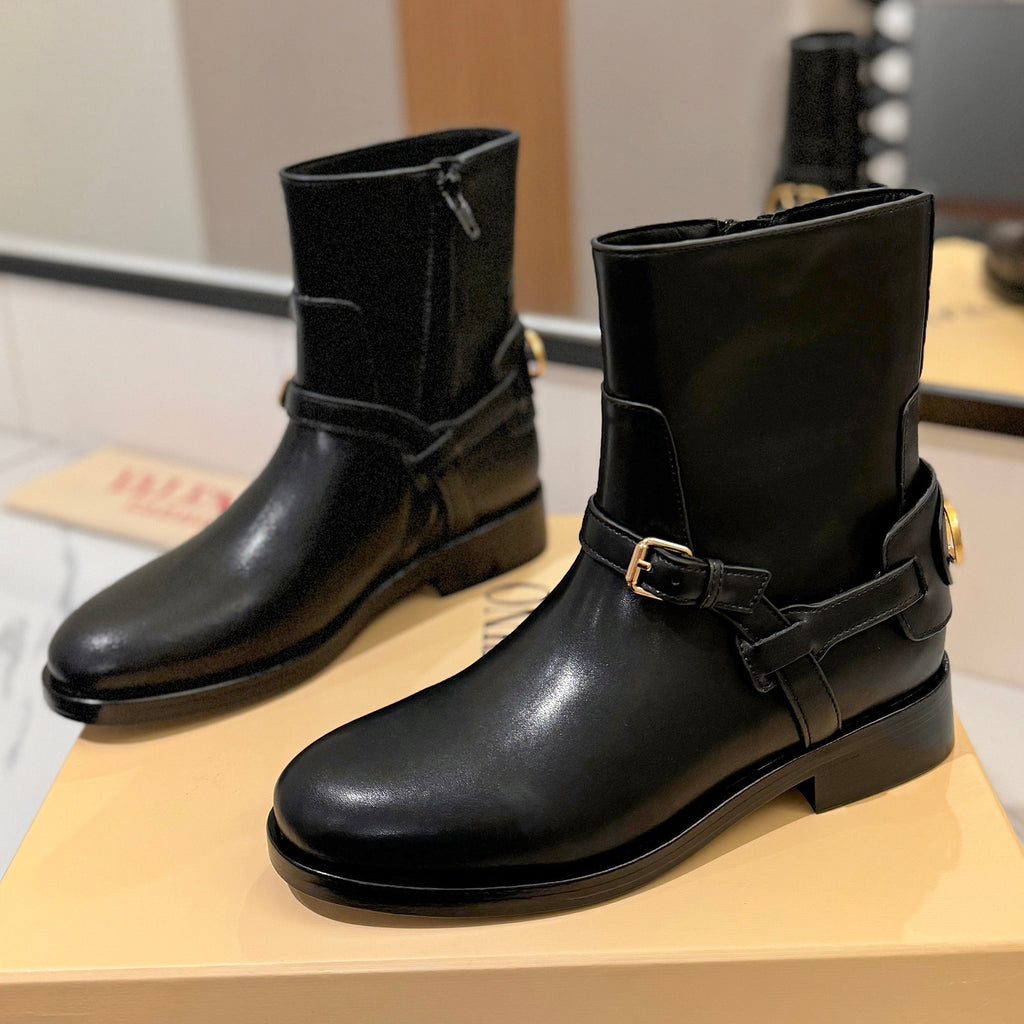 Valentino 2025 Pattie Boot Black Calfskin 560747