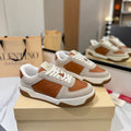 VT 25S Casual Sneakers Light Gray Brown Suede Cowhide 560750