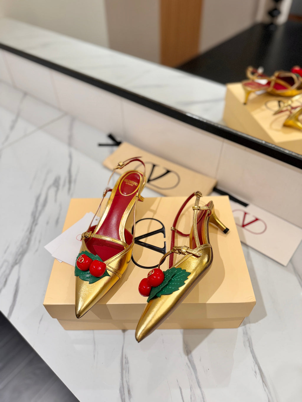 VT Cherryfic Slingback 5cm Gold Leather 666318