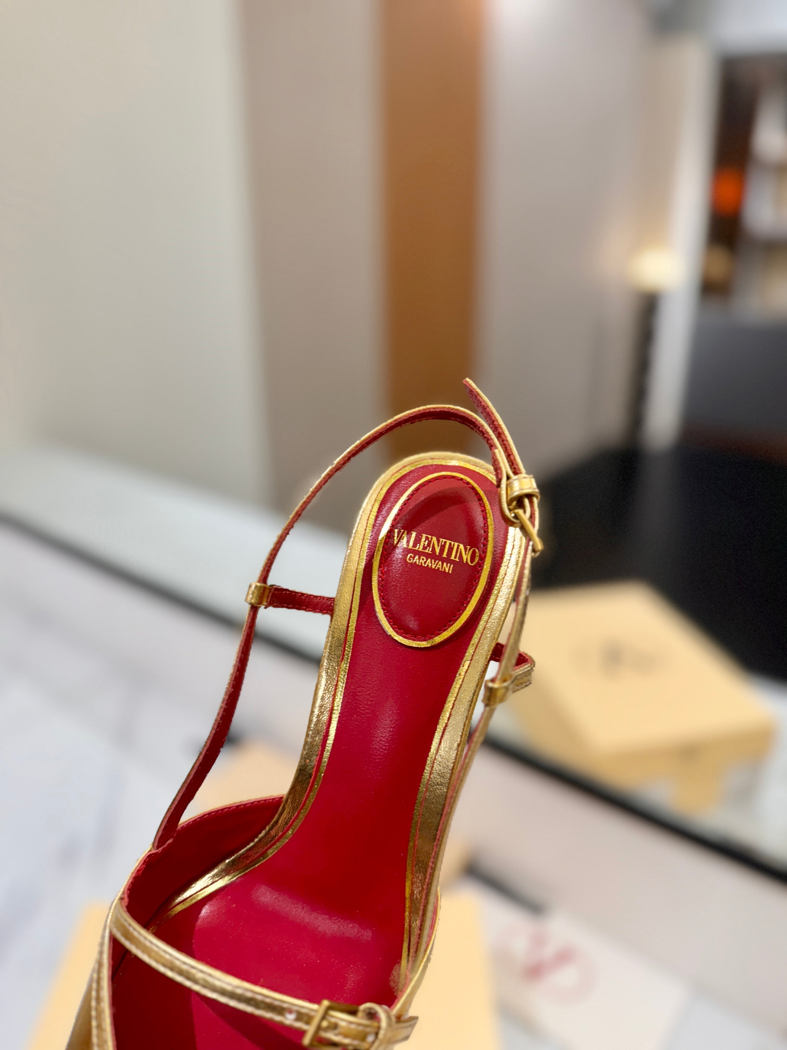 VT Cherryfic Slingback 5cm Gold Leather 666318