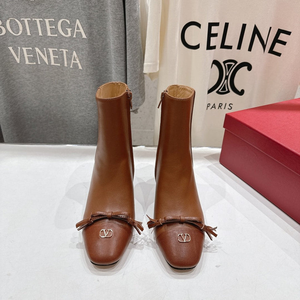 VT Short Boot Medium Cognac Brown Calfskin 174417