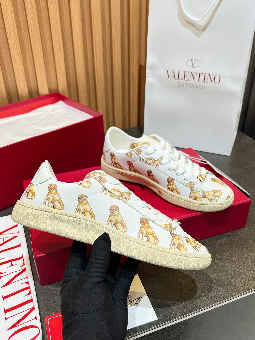 VT 25S Casual Sneakers White Yellow Cowhide 563089