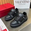 VT 25S Couple Sneakers Black Calfskin 563123