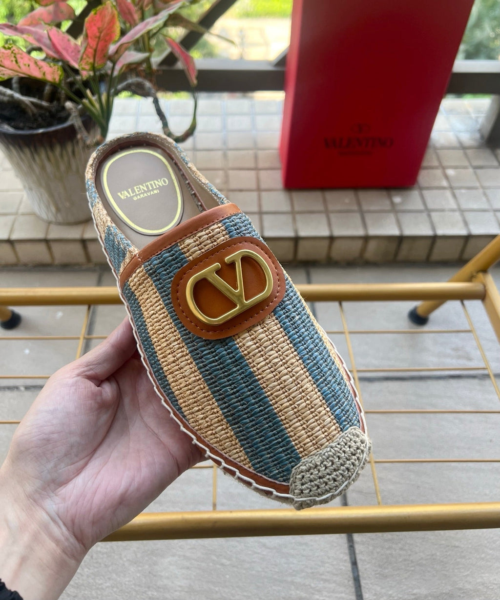VLogo Signature Striped Espadrille Mules Beige Blue Raffia 692190