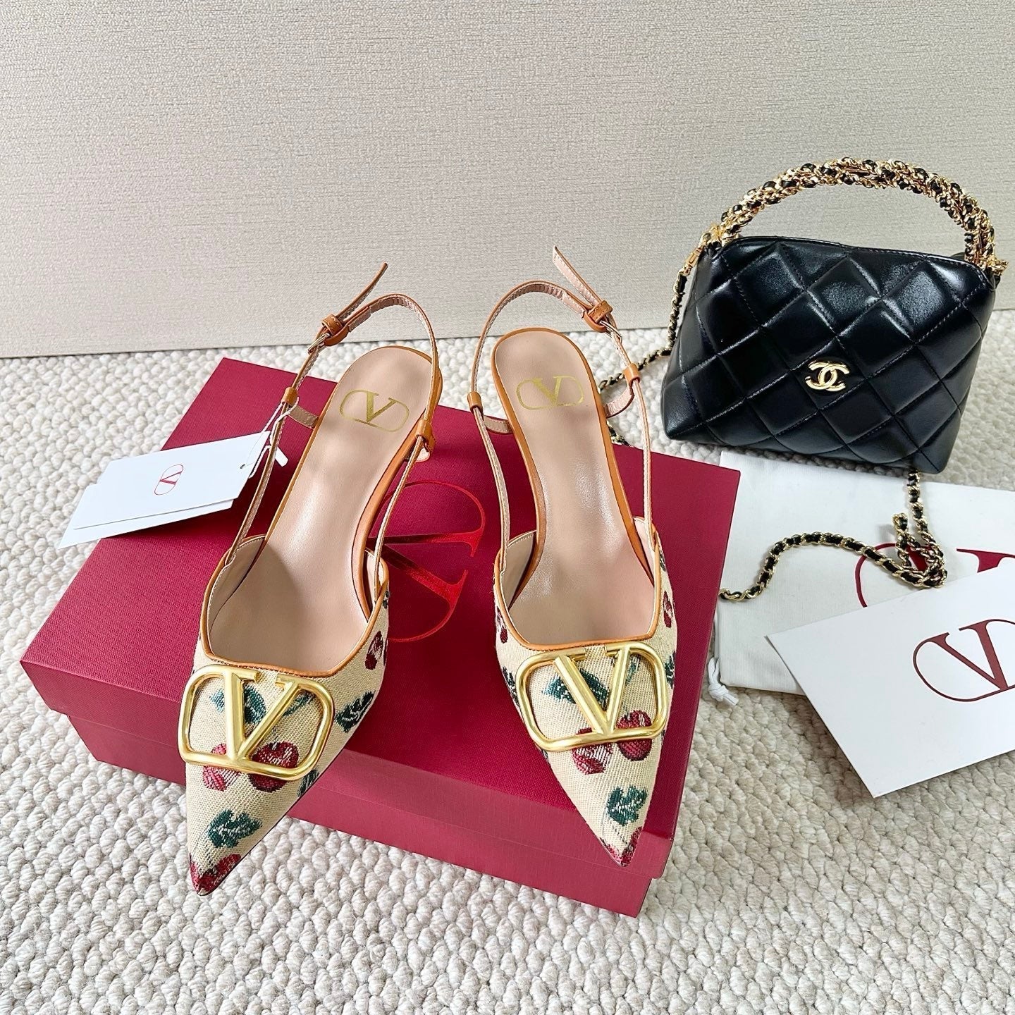 Vlogo Signature Slingback Pumps In Cherryfic Pattern 50mm 310517