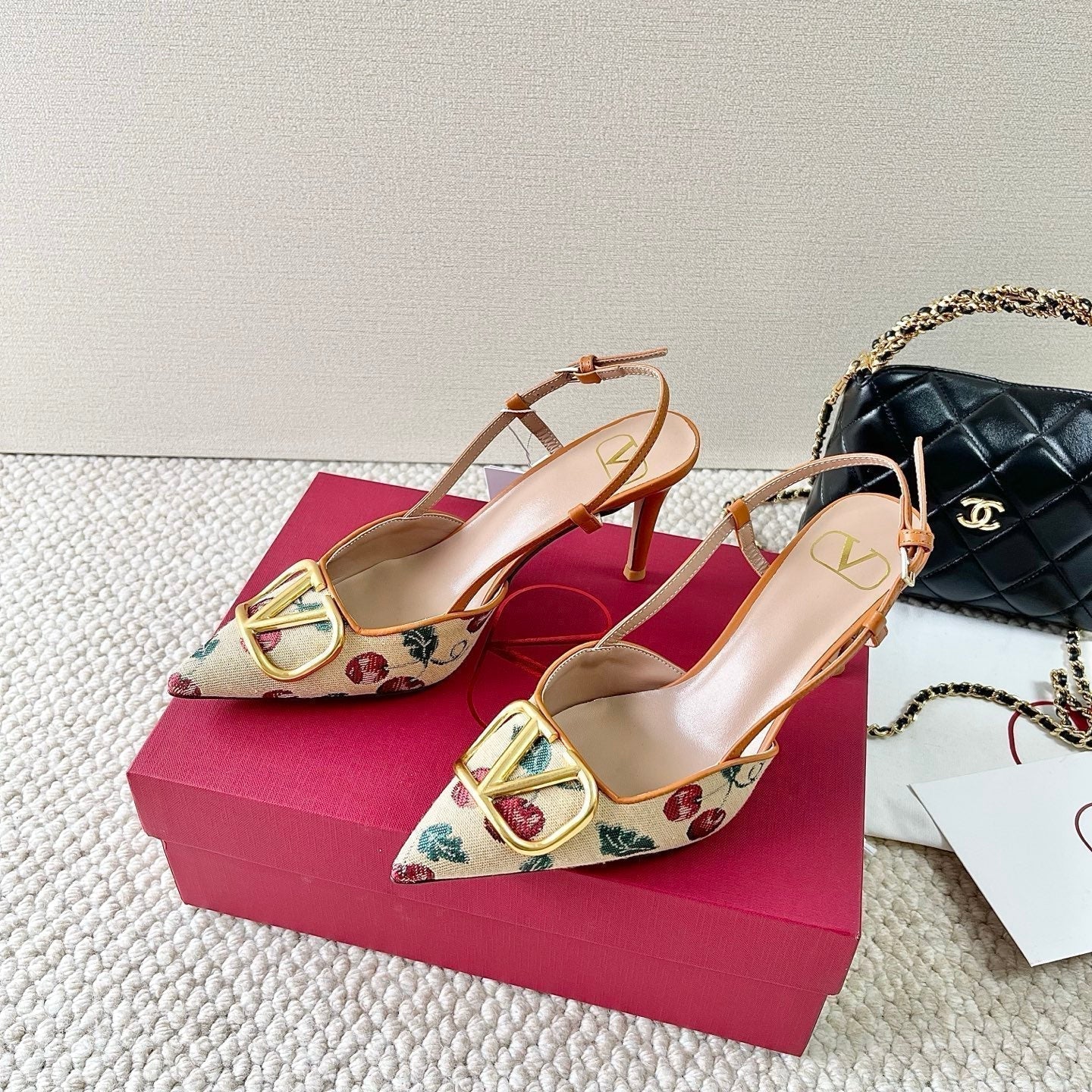 Vlogo Signature Slingback Pumps In Cherryfic Pattern 80mm 310518