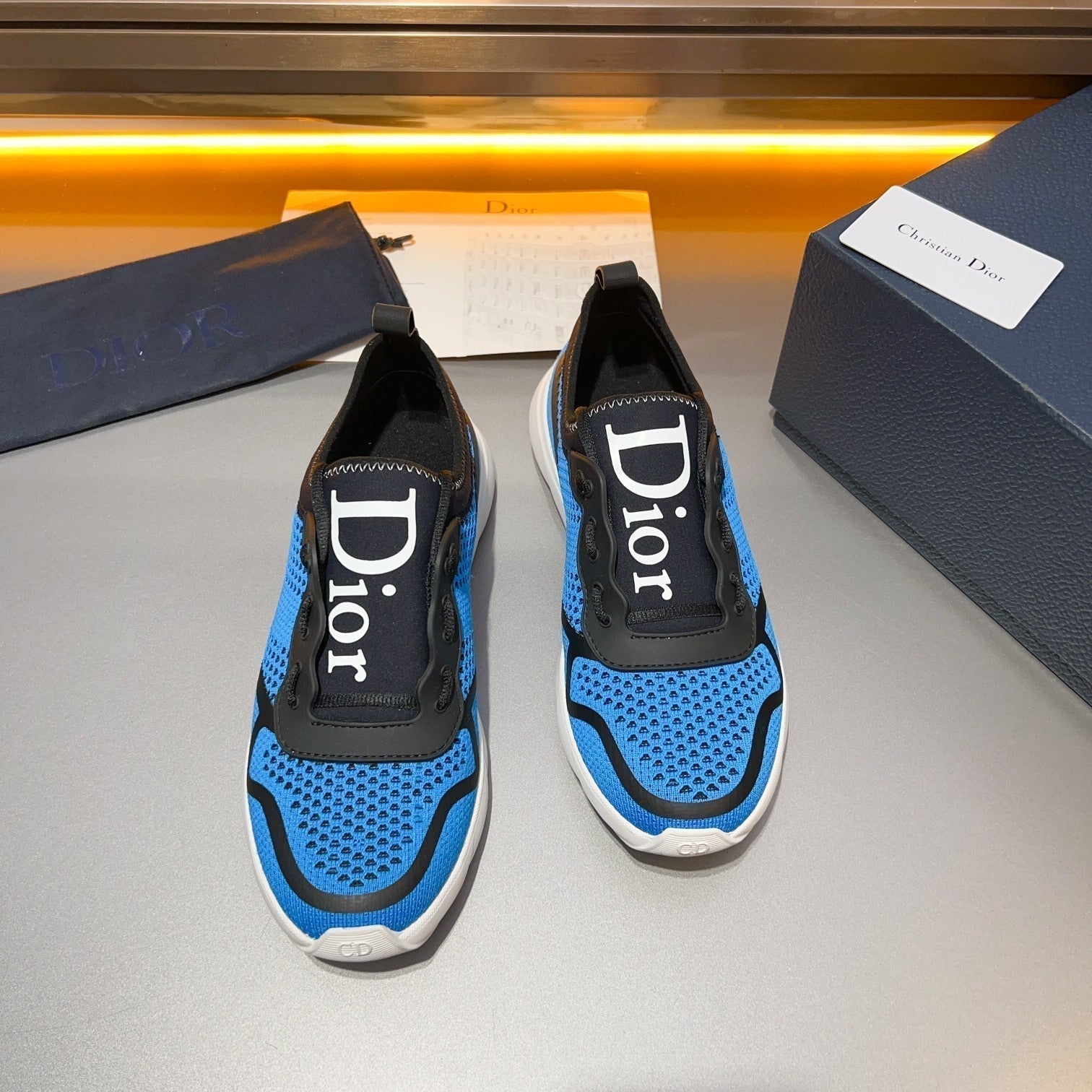 CD BASKETBALL SHOES COBALT BREATHABLE FABRIC