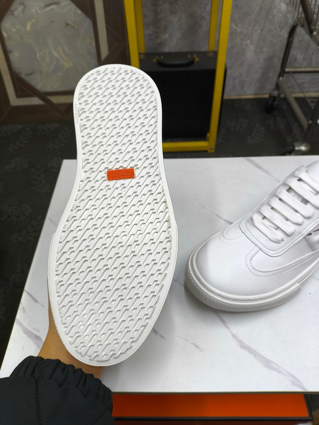 HM Men's Sneaker White Lambskin 543950