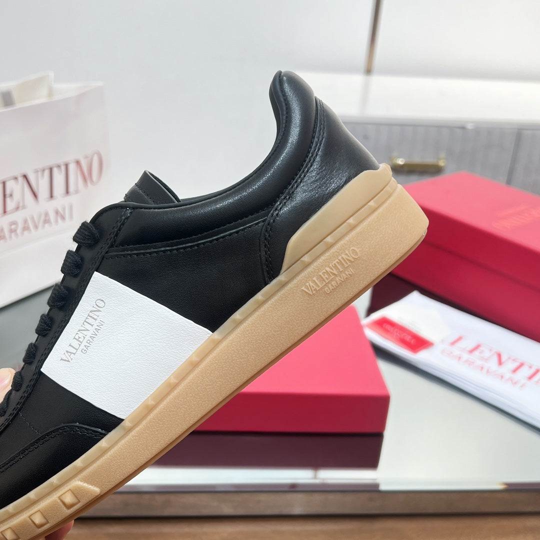 VL 25s Upvillage Sneakers In White Mix Black Lambskin
