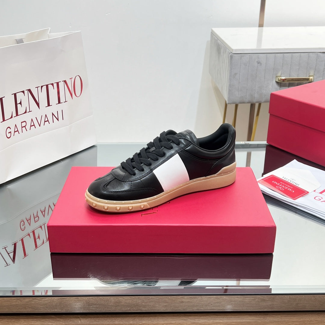VL 25s Upvillage Sneakers In White Mix Black Lambskin