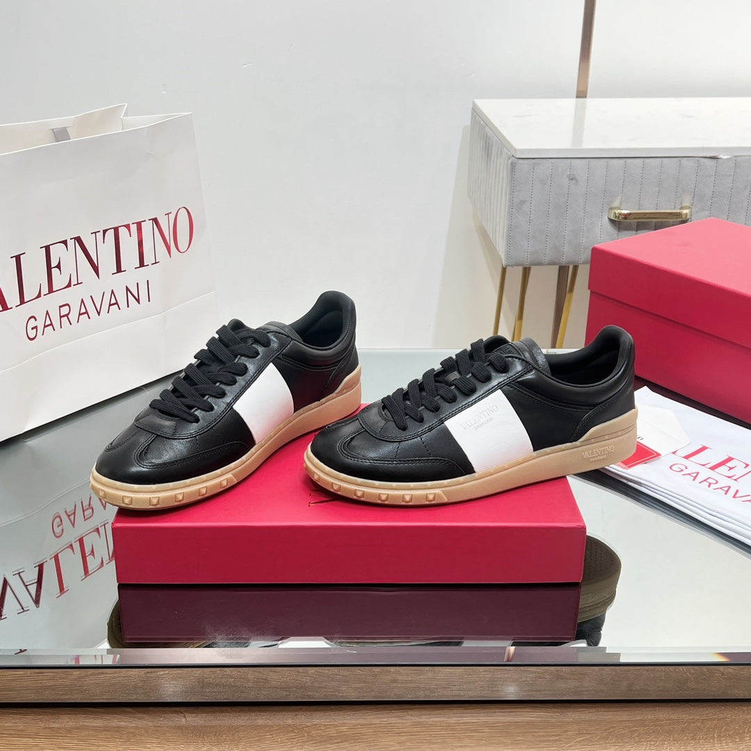 VL 25s Upvillage Sneakers In White Mix Black Lambskin