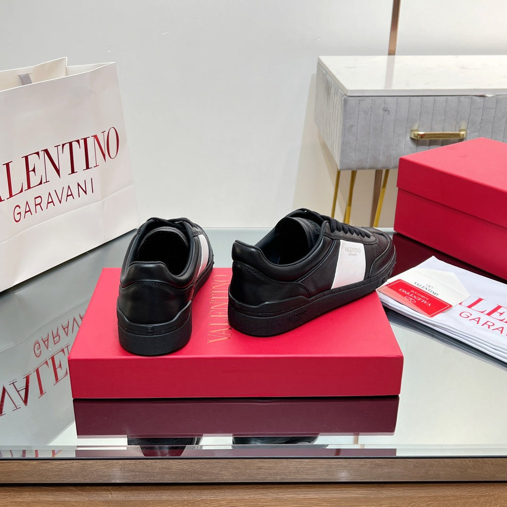 VL 25s Upvillage Sneakers In White Mix Black Lambskin