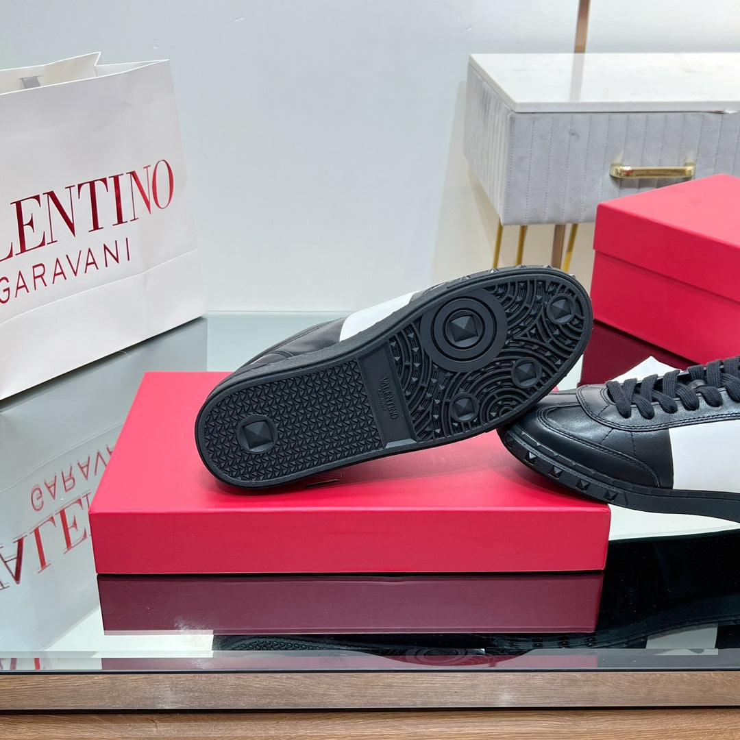VL 25s Upvillage Sneakers In White Mix Black Lambskin