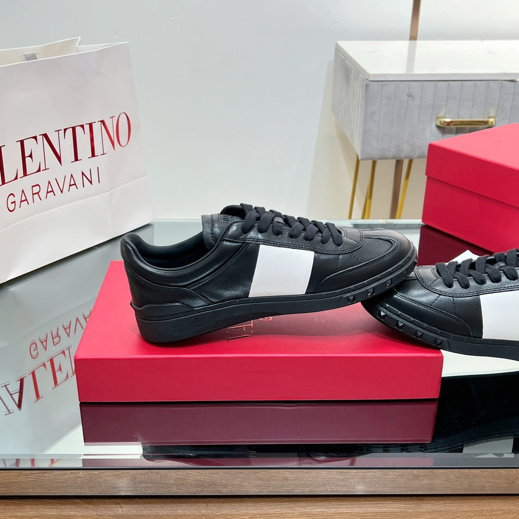 VL 25s Upvillage Sneakers In White Mix Black Lambskin