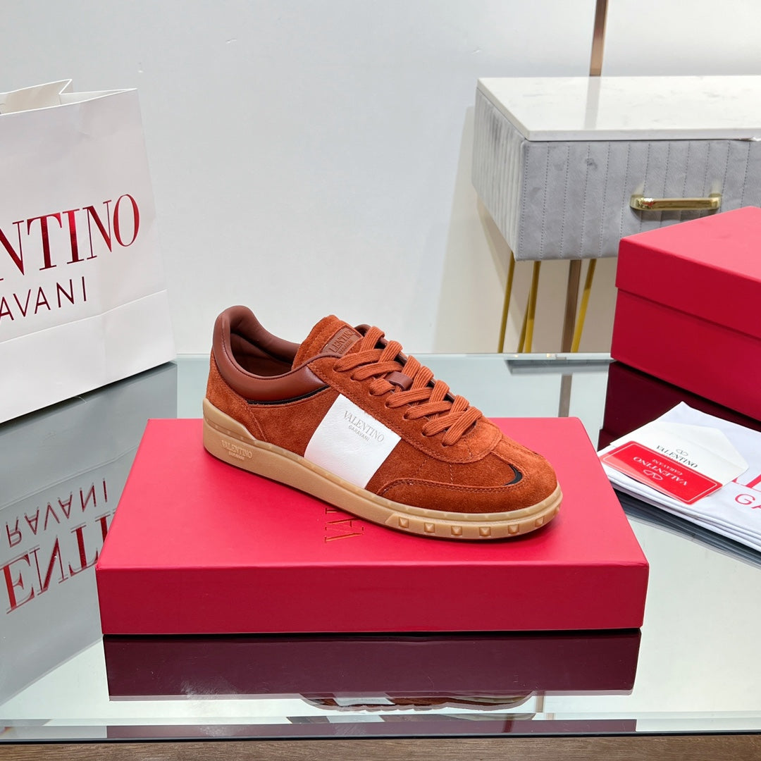 VL 25s Upvillage Sneakers In White Mix Dark Orange Suede