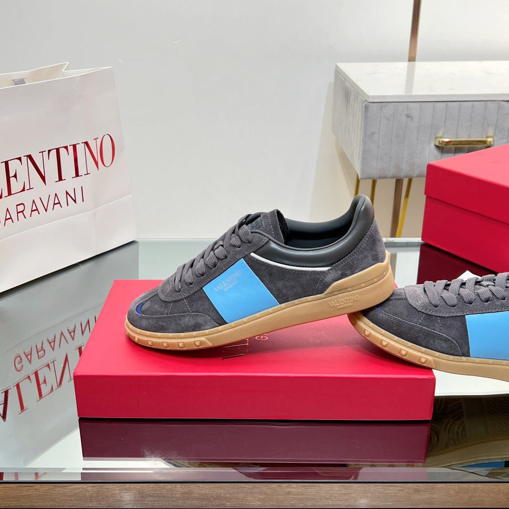 VL 25s Upvillage Sneakers In Dark Grey Mix Blue Suede