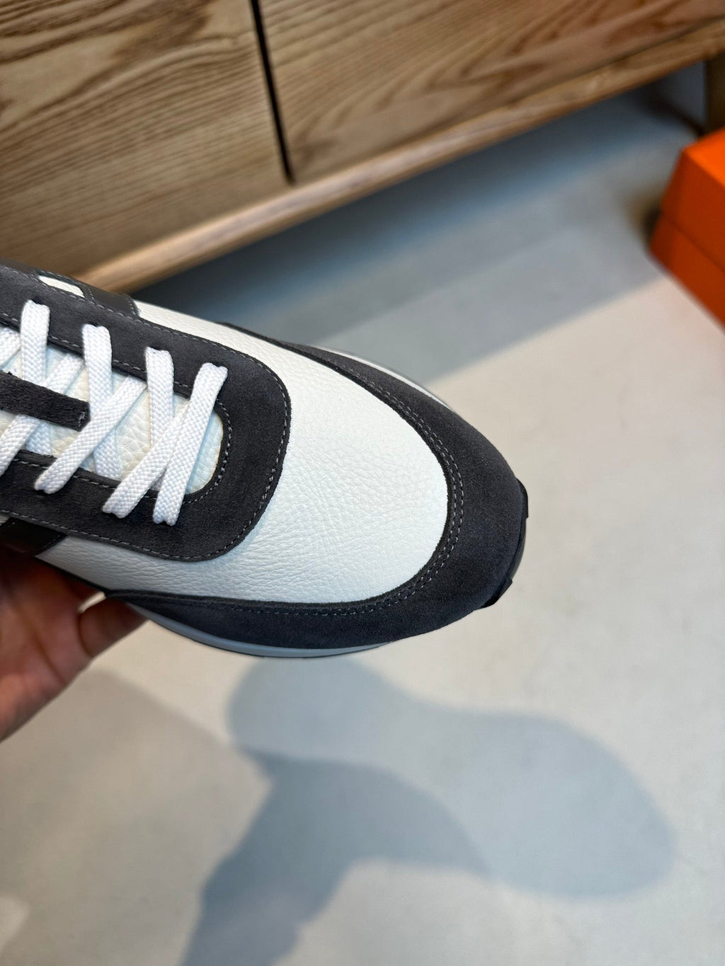 HM INTERACTIVE LACE-UP SNEAKER GRAY AND WHITE CALFSKIN