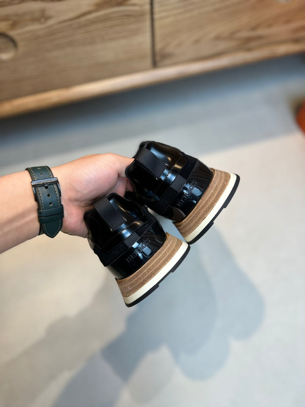 HM INTERACTIVE LACE-UP SNEAKER BLACK CALFSKIN