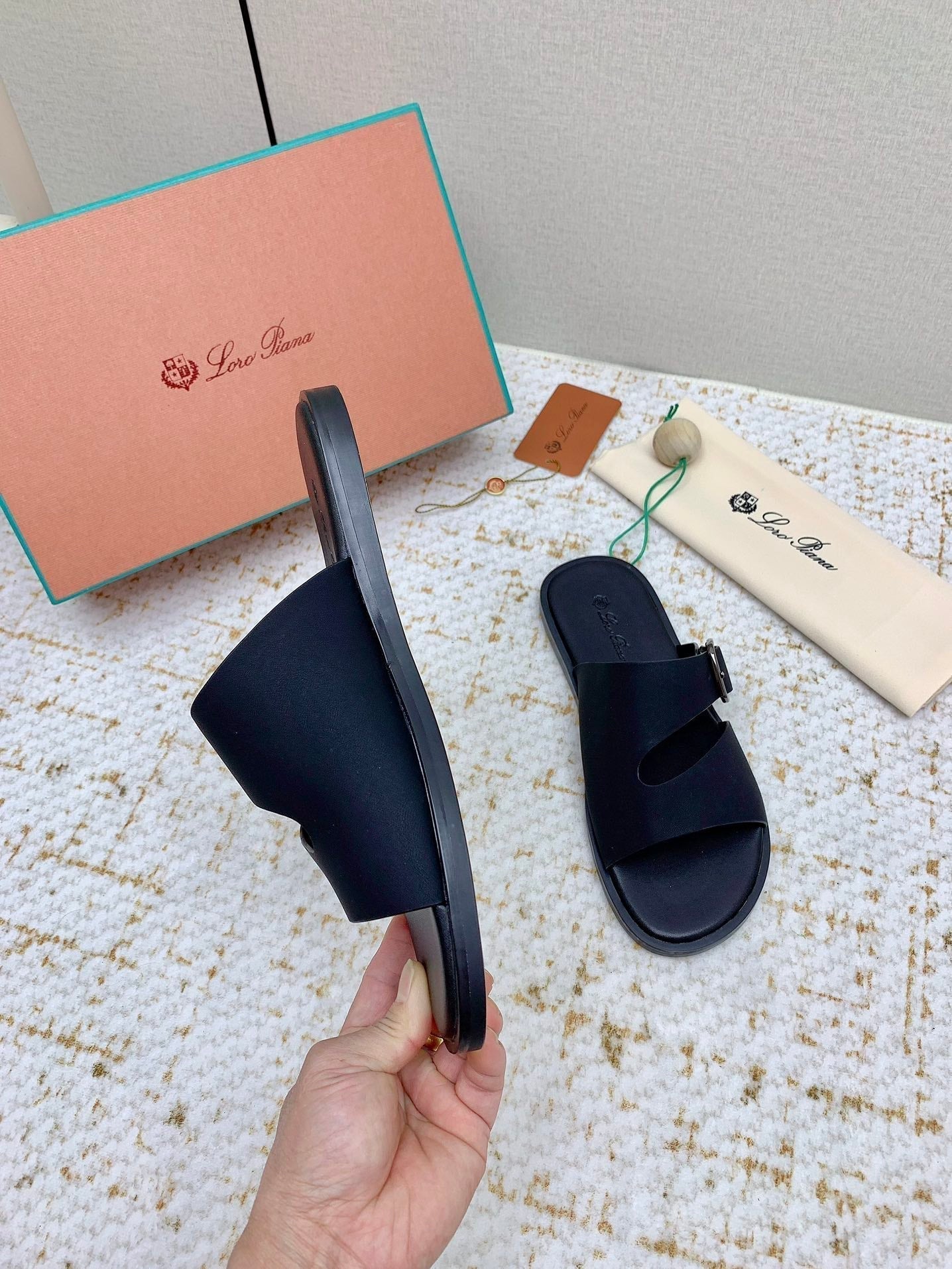 LP Men Sandals In Classic Black Calfskin