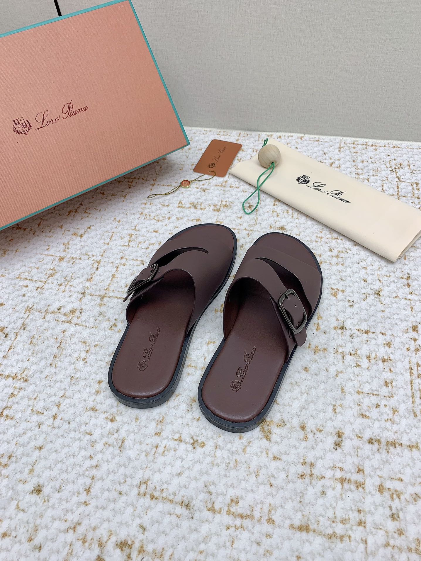 LP Men Sandals In Classic Brown Calfskin
