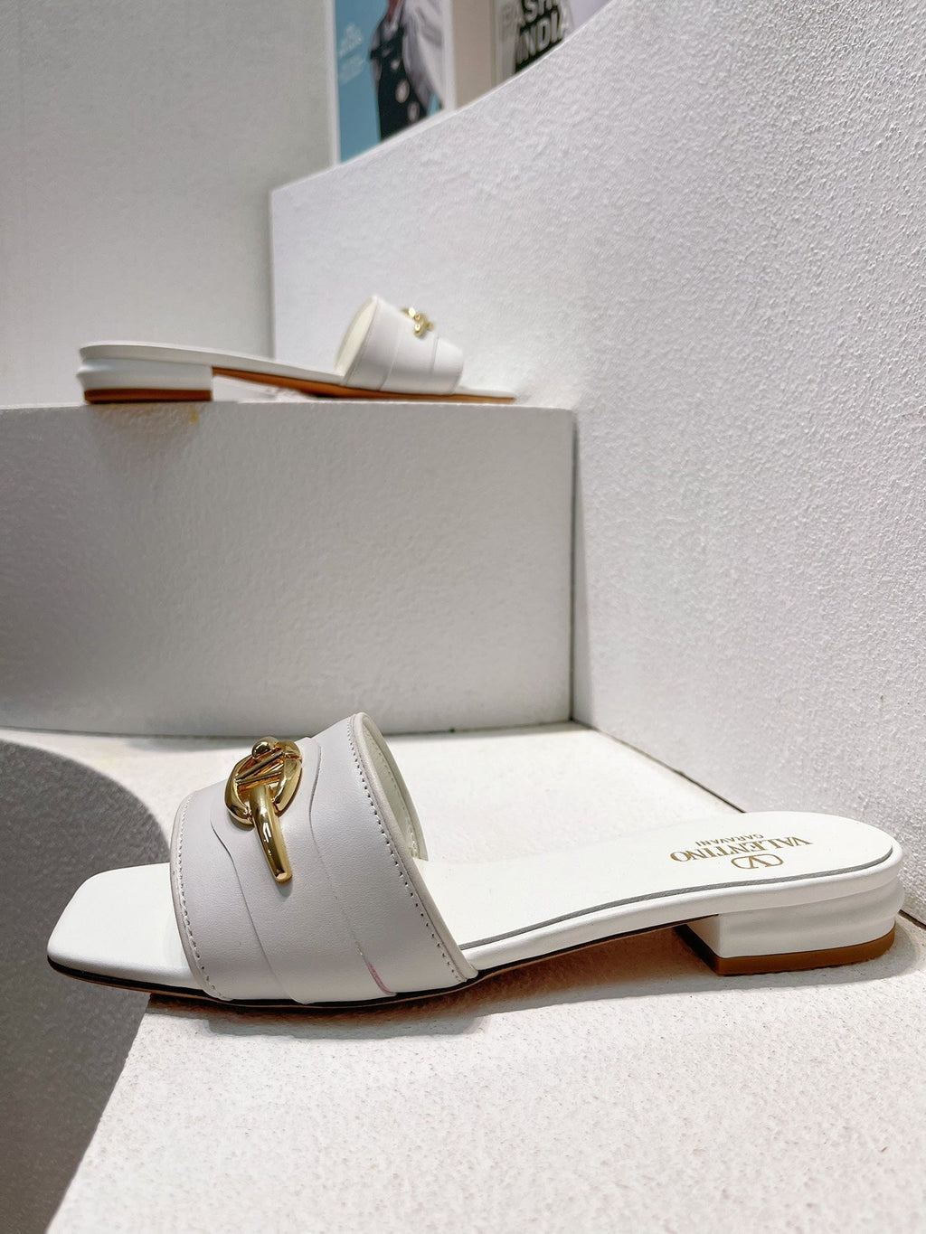 VT Moon Slides in Leather White Cowhide 292858