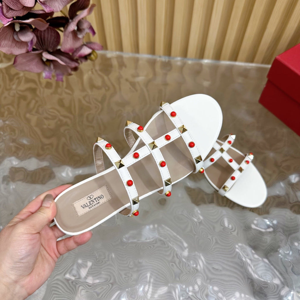 Rockstud Leather Caged Mule Sandals 10mm White Sheepskin 307860