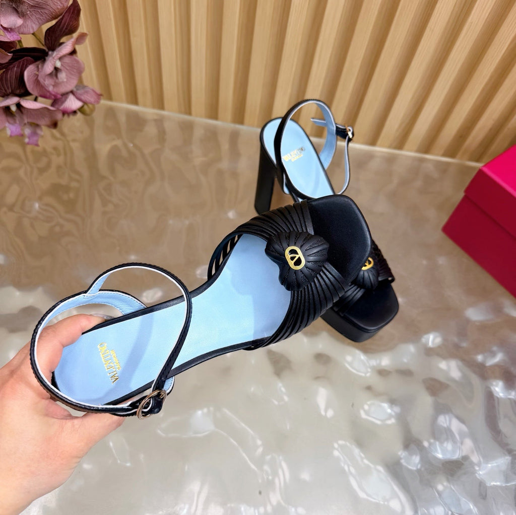 Valentino Royal Sandal 11.5cm Black Blue Leather 702275