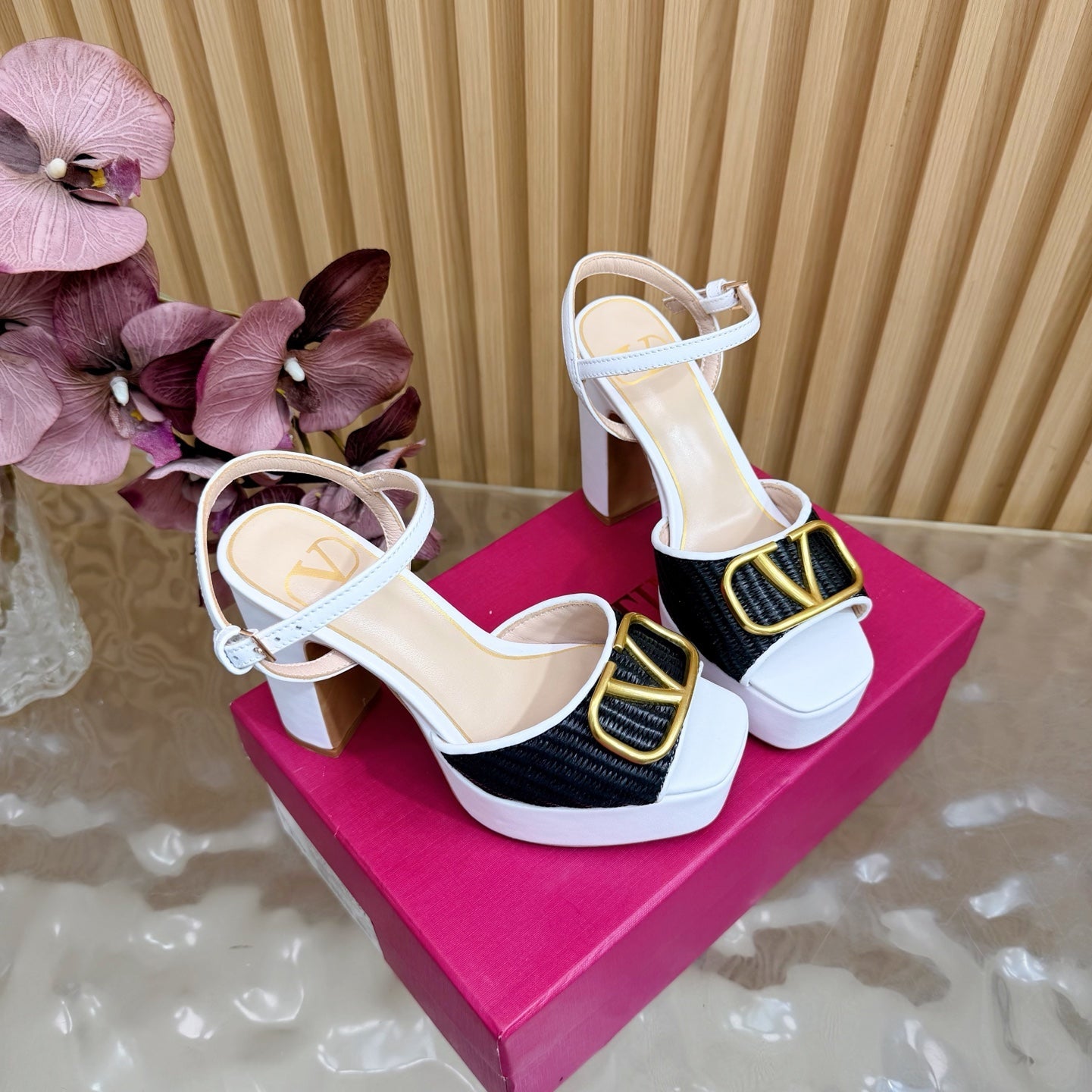 Valentino Signature Platform Sandal Black White Leather Raffia 702264