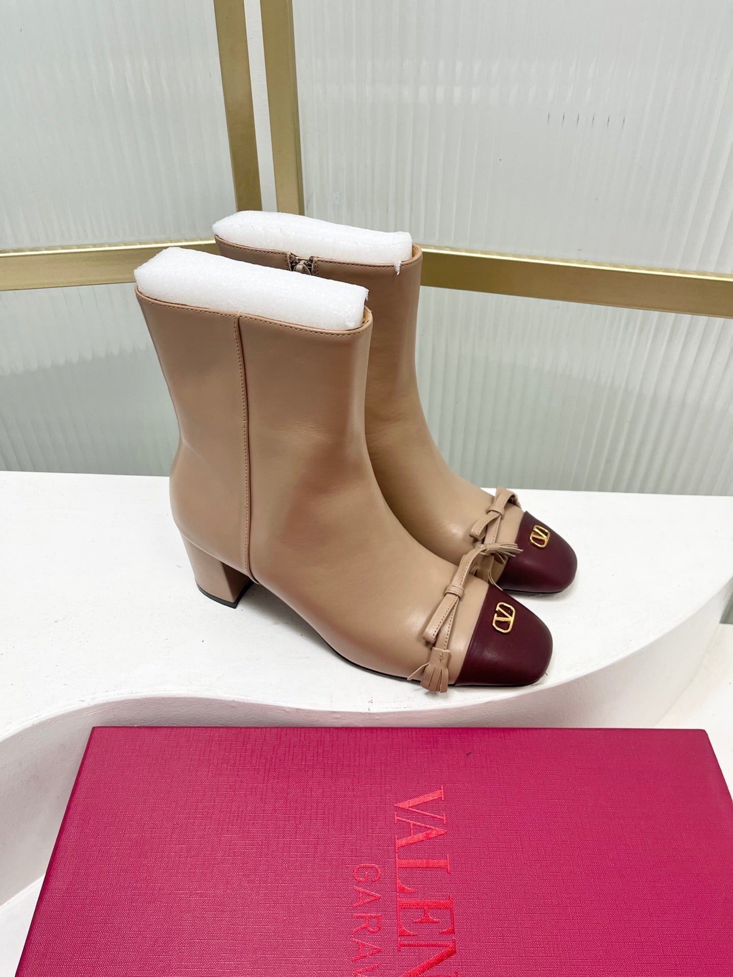 Valentino 2025 Bow Square Toe Zipper Ankle Boot Beige Burgundy Cowhide 549734