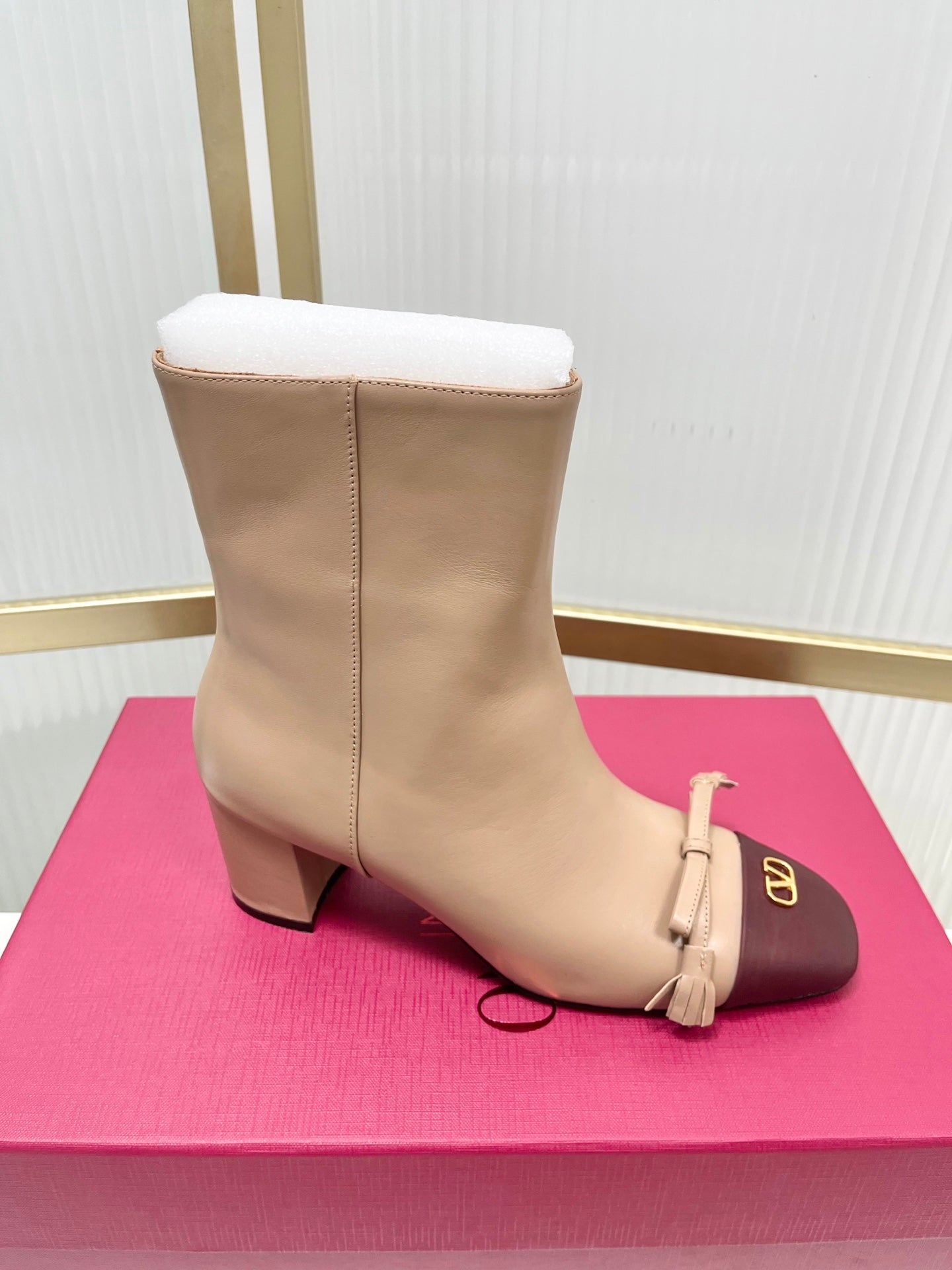 Valentino 2025 Bow Square Toe Zipper Ankle Boot Beige Burgundy Cowhide 549734