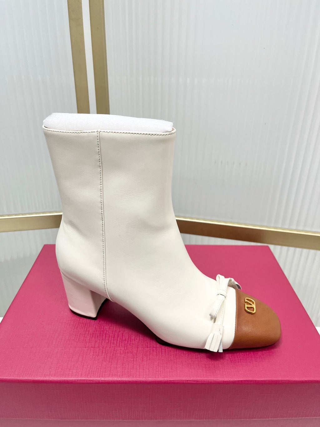 Valentino 2025 Bow Square Toe Zipper Ankle Boot White Brown Cowhide 549735