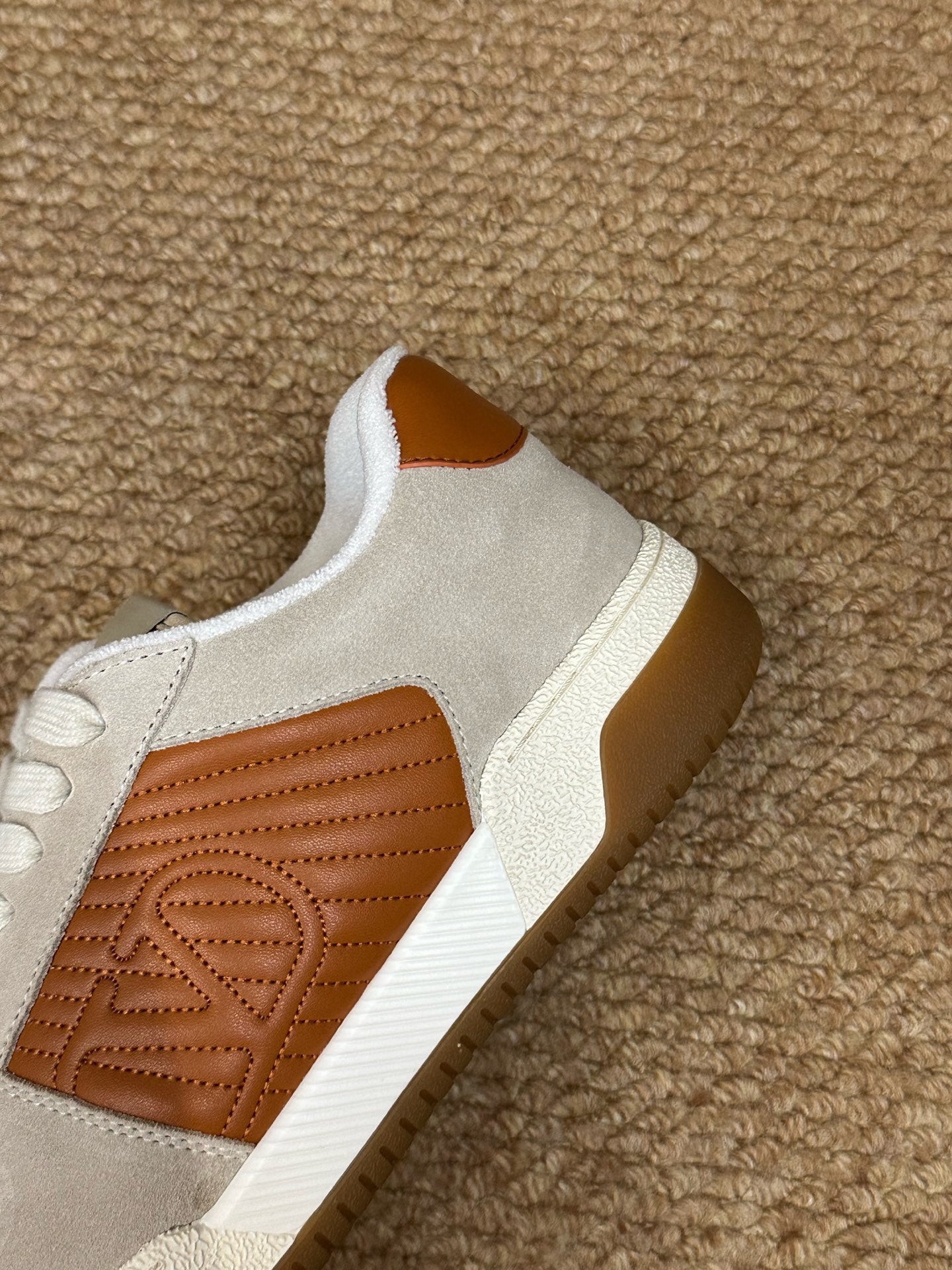VLogo Upvillage Low-Top Sneakers Brown Grey Suede Leather 691440