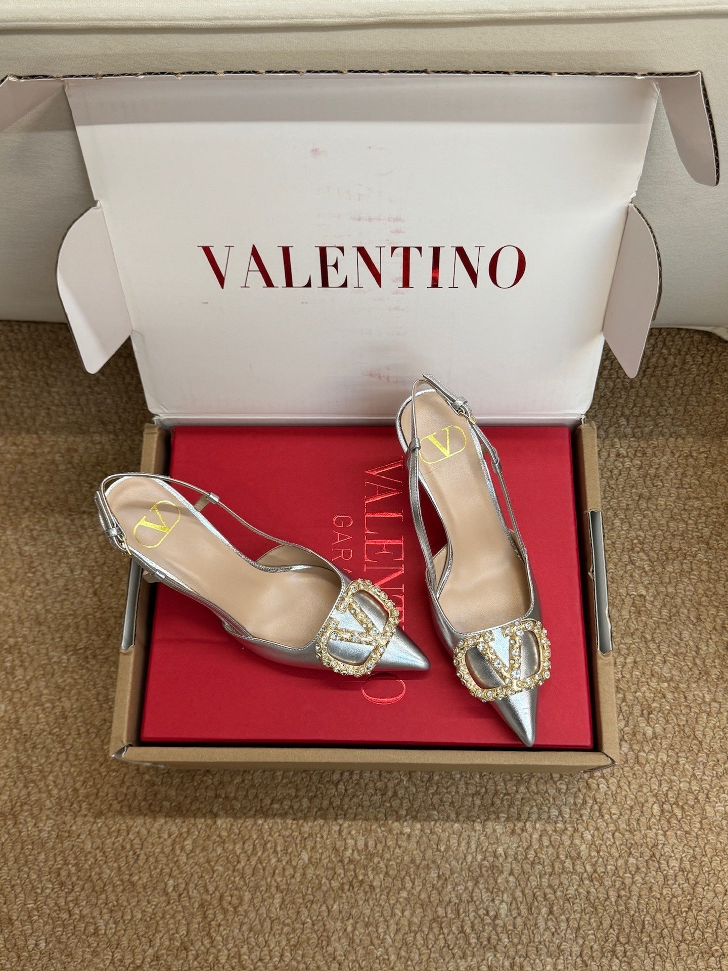 VL 26s High Heel Slingbacks In Metallic Silver Calfskin With Crystal