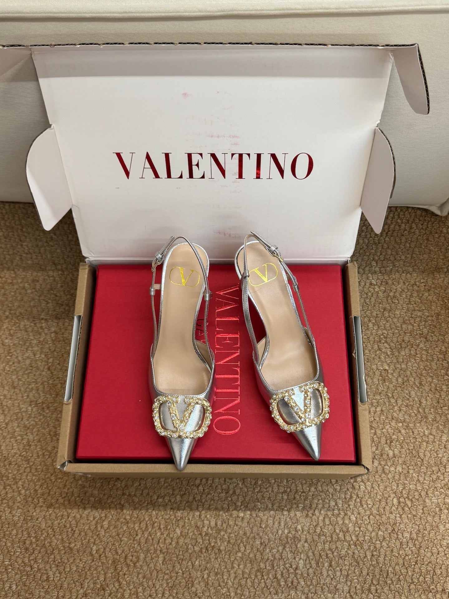VL 26s High Heel Slingbacks In Metallic Silver Calfskin With Crystal