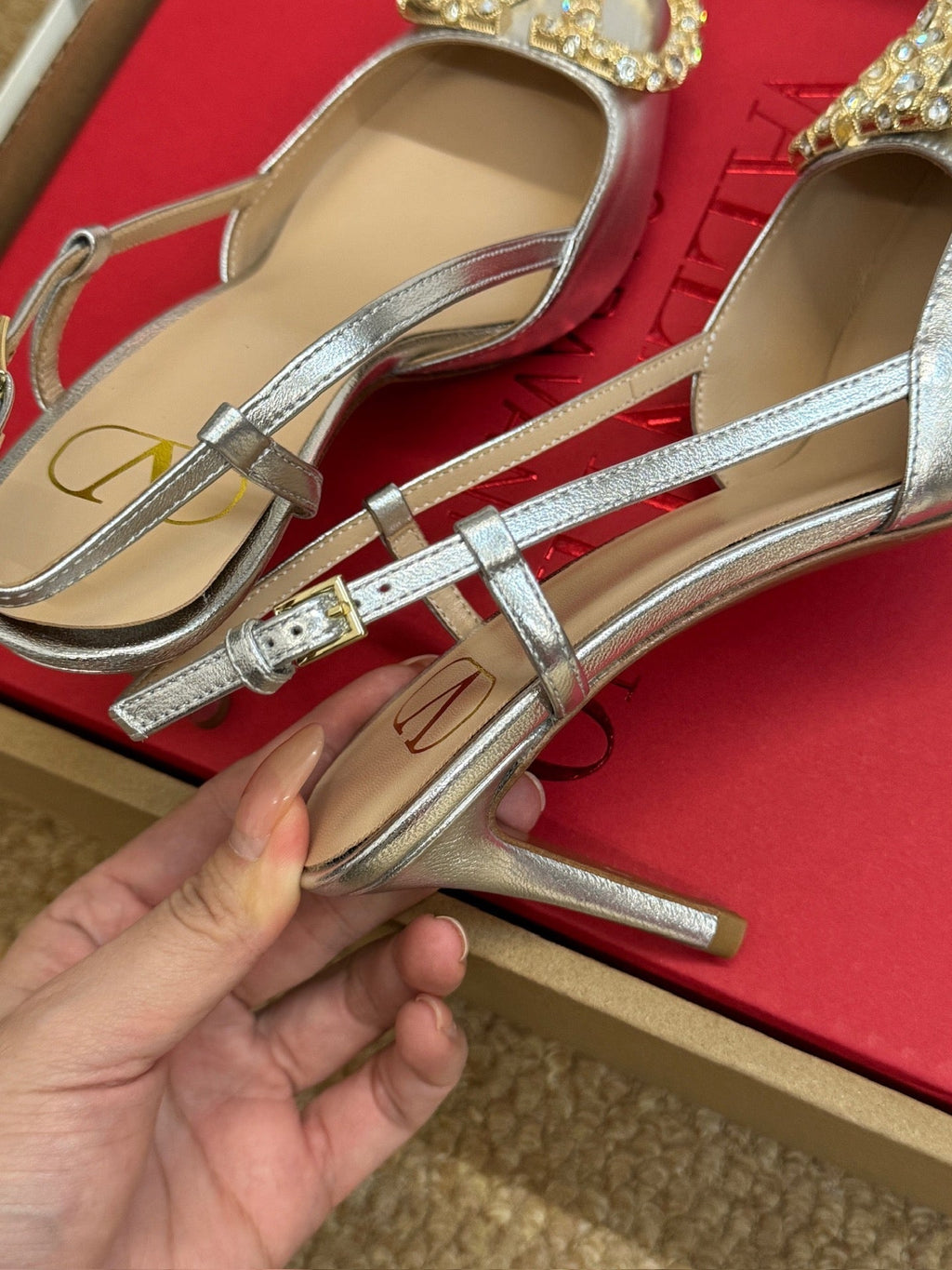 VL 26s High Heel Slingbacks In Metallic Silver Calfskin With Crystal