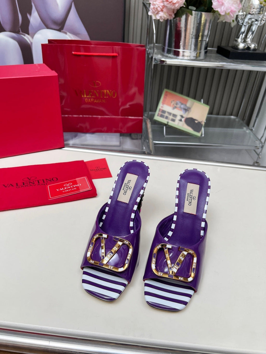 VT Vlogo High-Heeled Sandals 10.5cm Purple White Patent Leather 625763