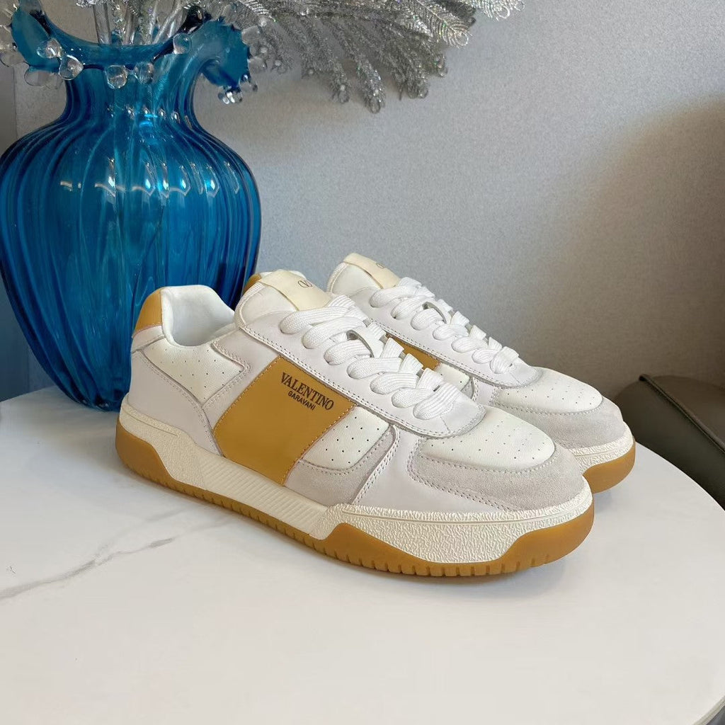 VT 25S Casual Sneakers White Tan Cowhide 563096