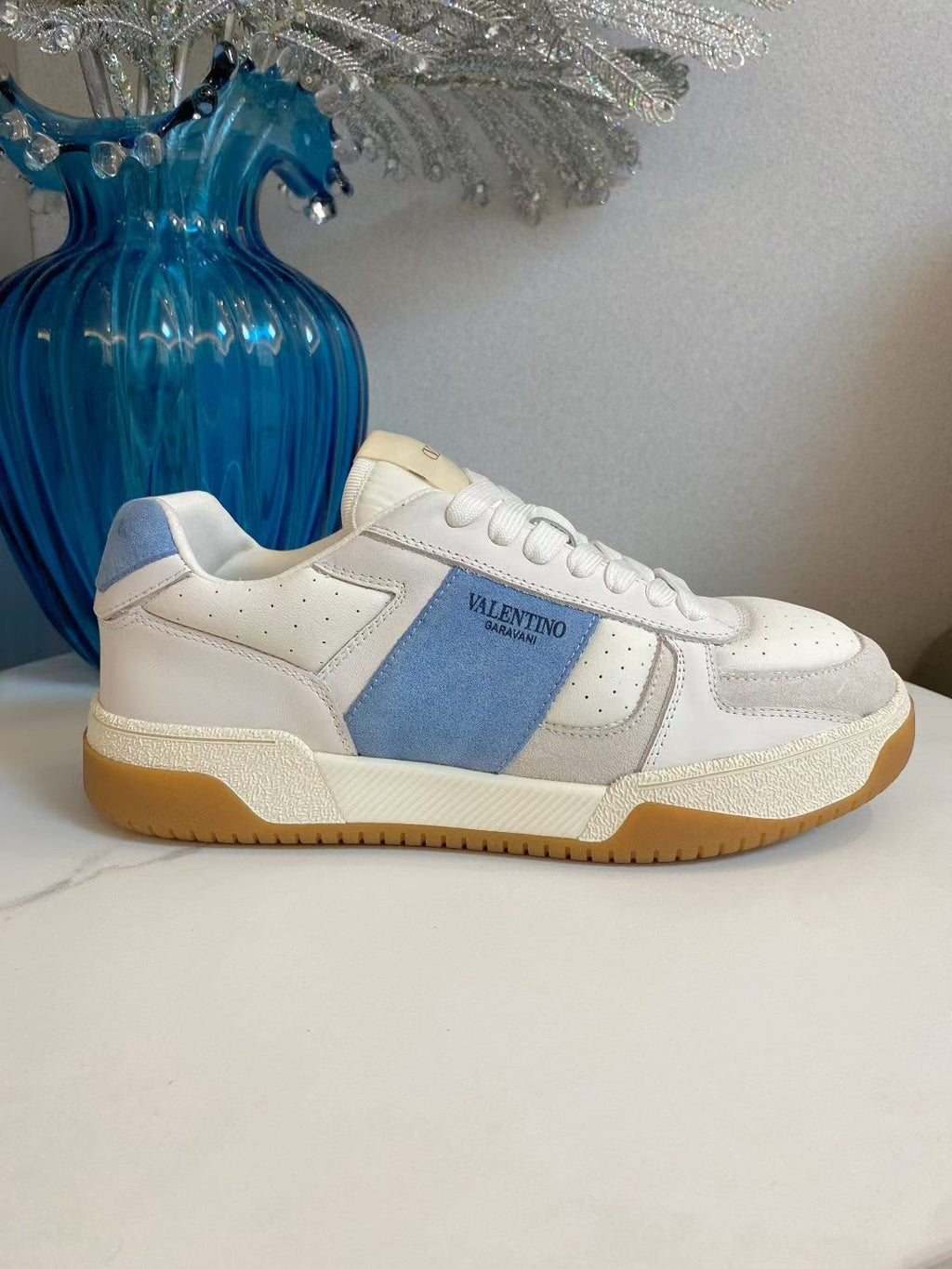 VT 25S Casual Sneakers White Blue Cowhide Suede 563097