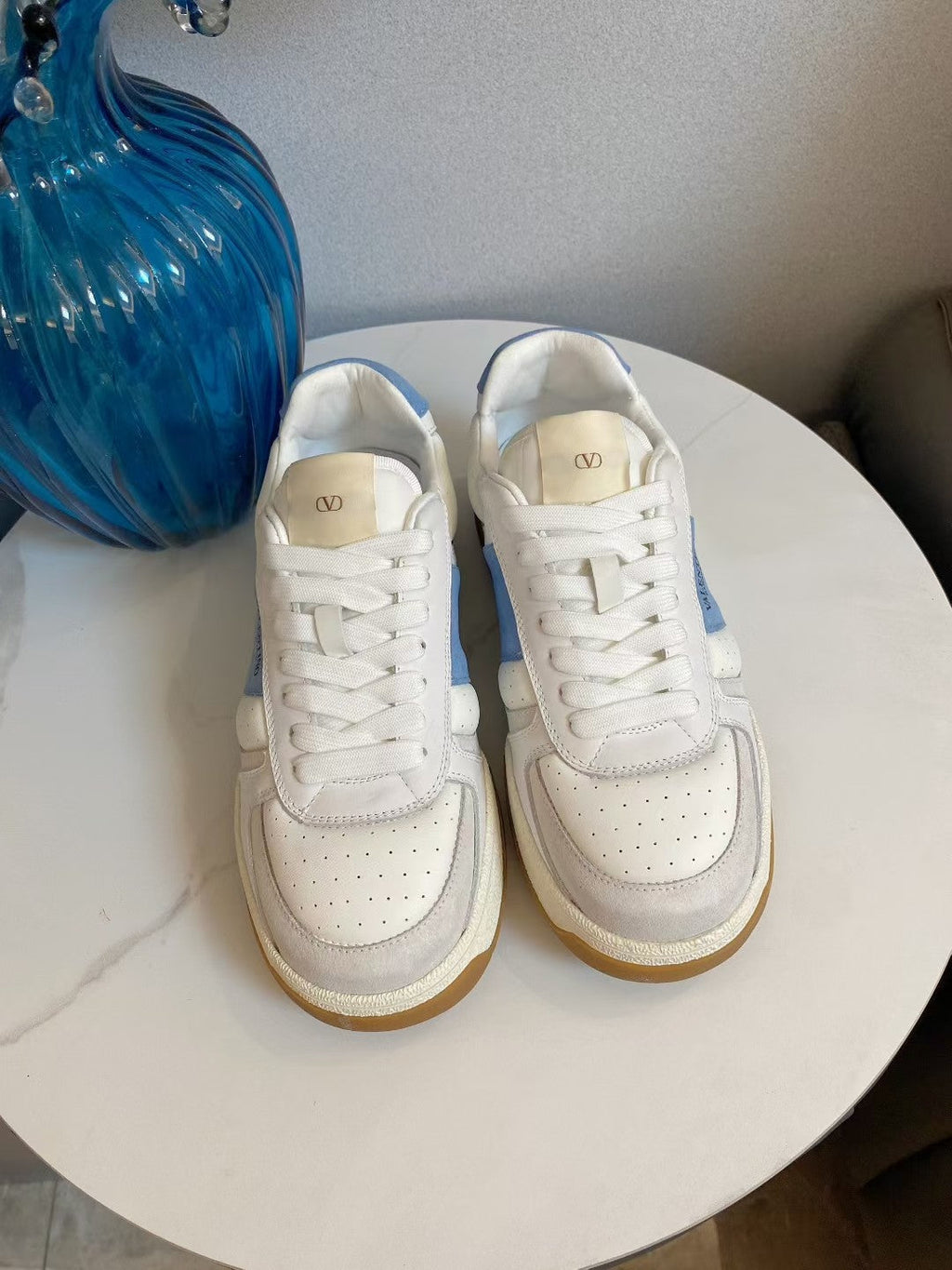 VT 25S Casual Sneakers White Blue Cowhide Suede 563097
