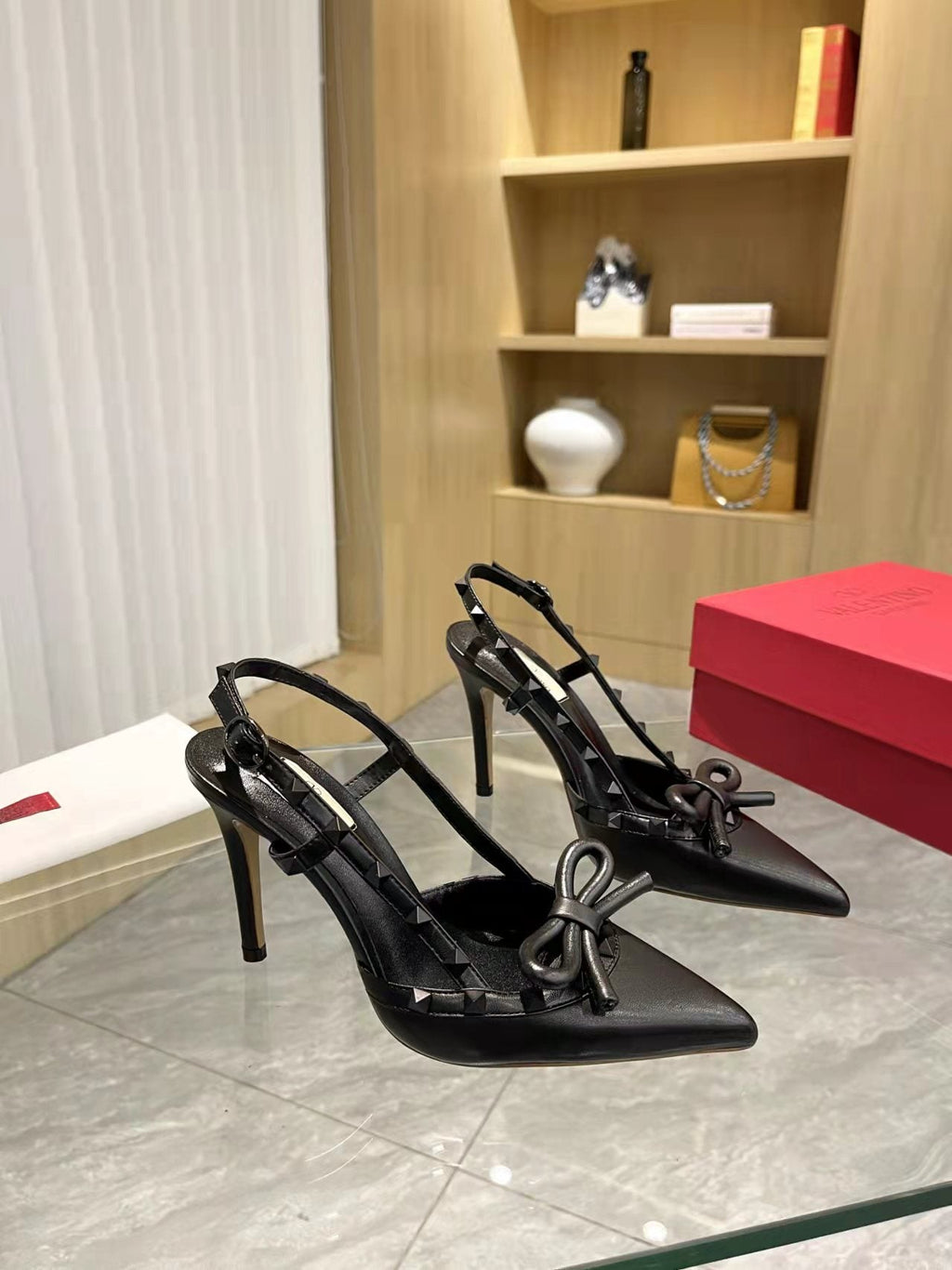 Valentino Rockstud Bow Slingback Pumps 95mm Sheepskin